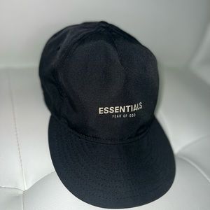 Fear of god hat (new era ) (used) GREAT CONDITION